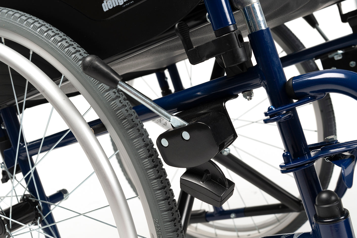 Manual Wheel Chair 708D-32cm